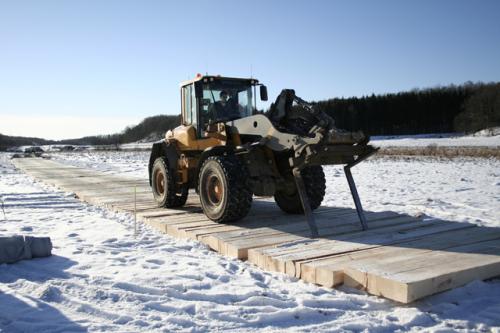 grävmaskinsmattor snö